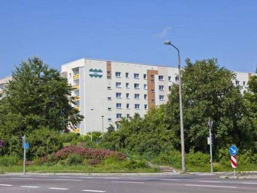 Wohnung zur Miete 358 € 2 Zimmer 55,1 m² 5. Geschoss frei ab sofort Stauffenbergstraße 45 Altenburg Altenburg 04600