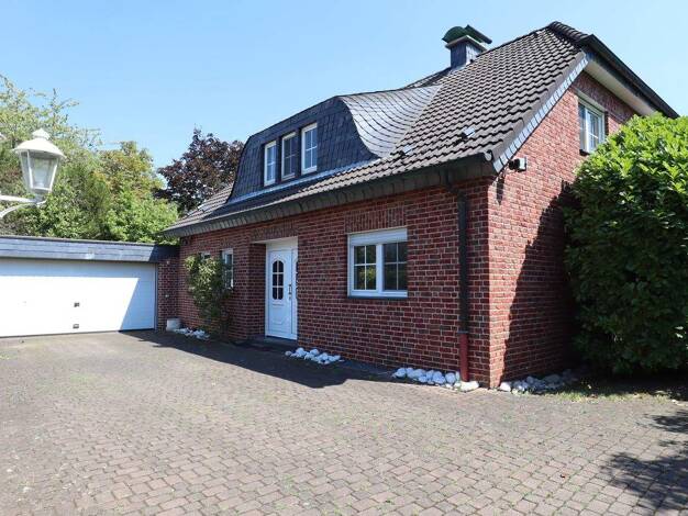 Einfamilienhaus zur Miete 3.100 € 6 Zimmer 200 m² 1.700 m² Grundstück Wittlaer Düsseldorf / Wittlaer 40489