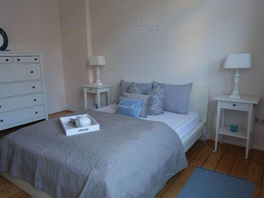 WG-Zimmer zur Miete auf Zeit 1.300 € 3,5 Zimmer 85 m² frei ab sofort Huder Str. 20 Woltmershausen Bremen 28197