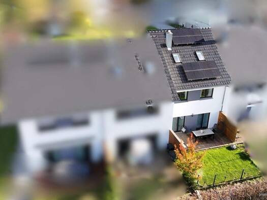 Reihenmittelhaus zum Kauf 479.000 € 5 Zimmer 137,2 m² 213 m² Grundstück Natternberg Deggendorf / Natternberg 94469