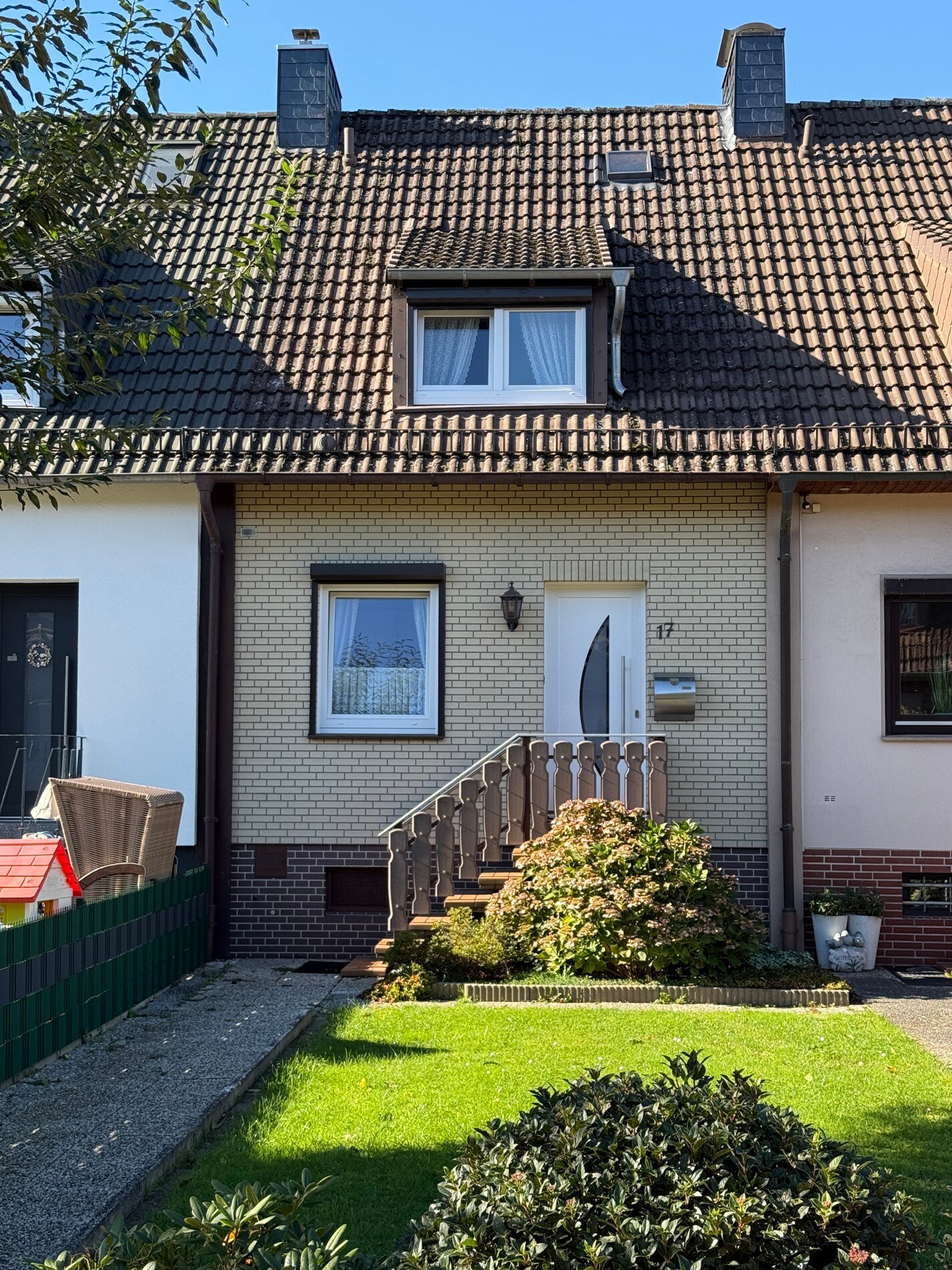 Reihenmittelhaus zum Kauf 209.000 € 4 Zimmer 82 m²<br/>Wohnfläche 199 m²<br/>Grundstück Kattenesch Bremen 28277