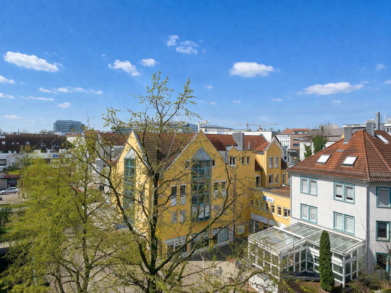 Immobilie in Göppingen - Solide Kapitalanlage mit Entwicklungspotenzial - 1-Zimmer Apartment im StaufenCenter in Göppingen - Bild 2