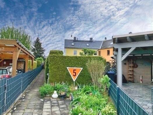 Einfamilienhaus zum Kauf 112.000 € 4 Zimmer 89 m² 320 m² Grundstück frei ab sofort Reichenbach Reichenbach 08468