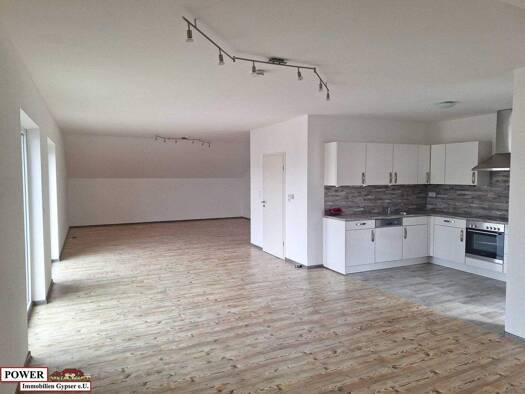 Terrassenwohnung zur Miete 1.400 € 4 Zimmer 160 m² Neukirchen an der Enknach 5145