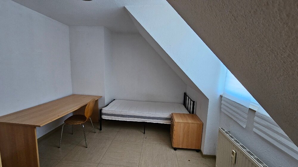 Wohnung zur Miete 309 € 1 Zimmer 20,7 m²<br/>Wohnfläche 3.<br/>Geschoss ab sofort<br/>Verfügbarkeit Haarener Gracht 7 Haaren Aachen 52080