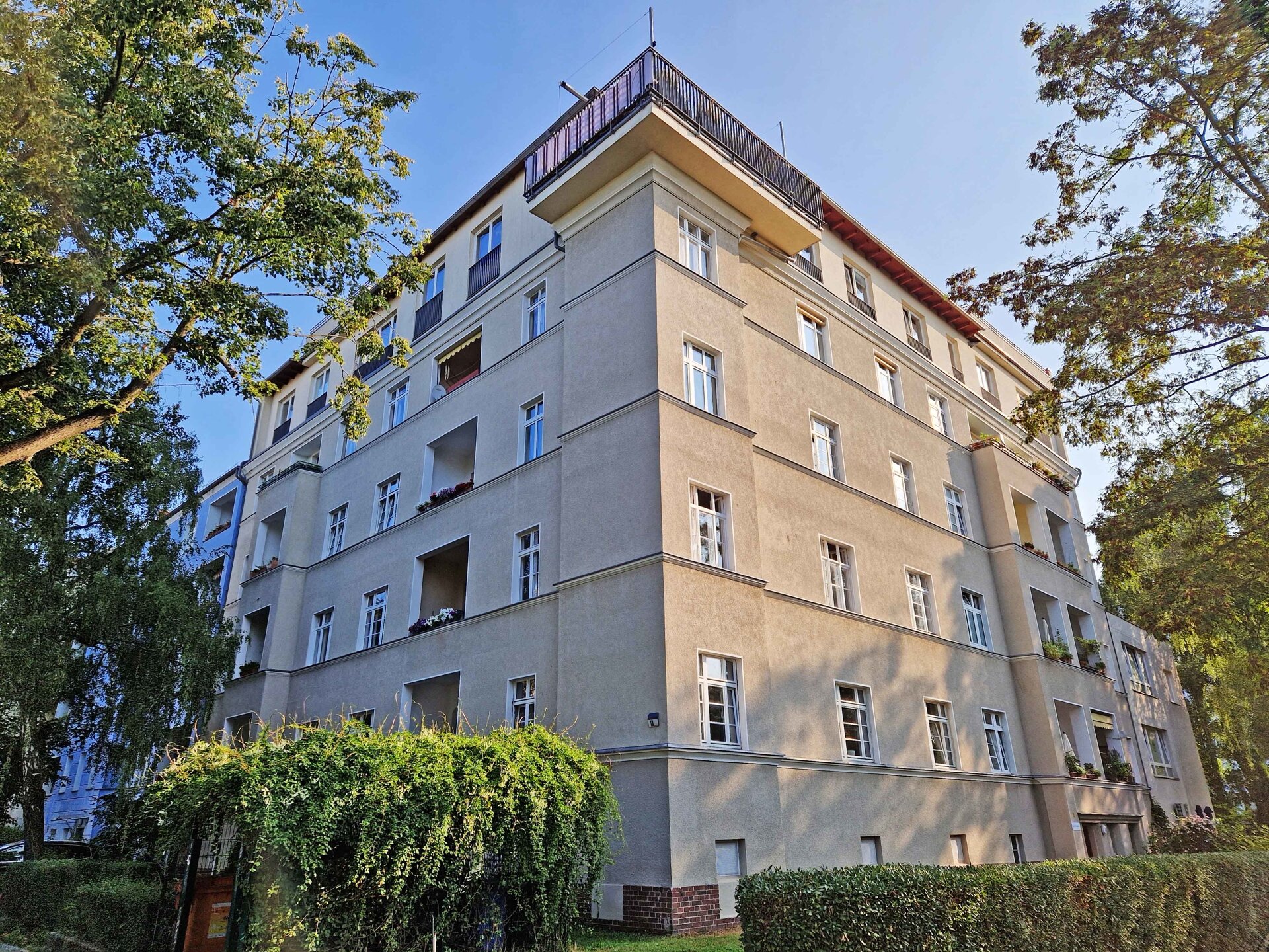 Wohnanlage zum Kauf als Kapitalanlage geeignet 195.300 € 2 Zimmer 71 m²<br/>Fläche Lichterfelde Berlin 12203