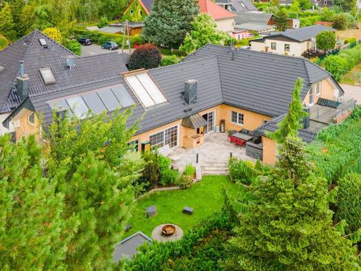 Einfamilienhaus zum Kauf 1.200.000 € 8 Zimmer 341,2 m² 669 m² Grundstück Hönow Hoppegarten 15366