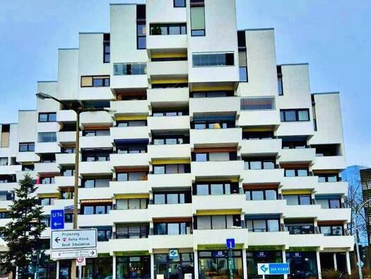 Wohnung zum Kauf als Kapitalanlage geeignet 230.000 € 2 Zimmer 60 m² Freiherr-vom-Stein-Straße 2 Ostenviertel Regensburg 93055