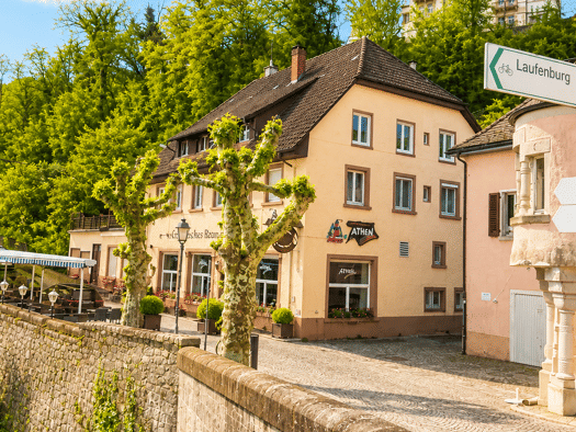 Immobilie zum Kauf provisionsfrei als Kapitalanlage geeignet 1.200.000 € 9 Zimmer 435 m² 1.619 m² Grundstück Bahnhofstraße 4 Laufenburg Laufenburg (Baden) 79725