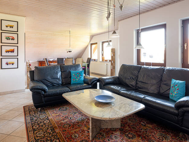 Wohnung zum Kauf 349.000 € 3 Zimmer 105 m² Dachgeschoss Karlsdorf Karlsdorf-Neuthard 76689
