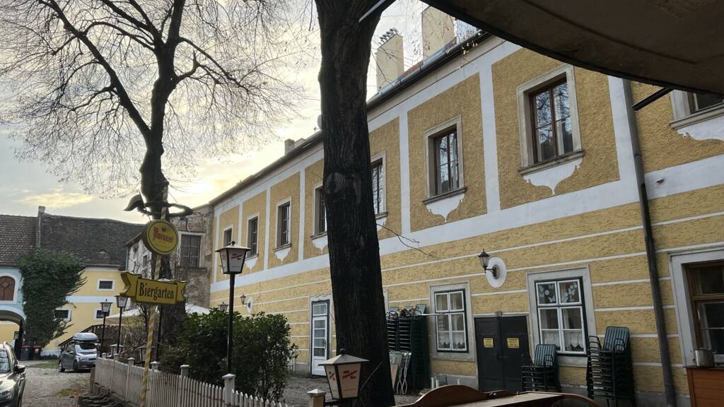 Haus zum Kauf 3.700.000 € 2.457 m² Grundstück Bruck an der Leitha 2460