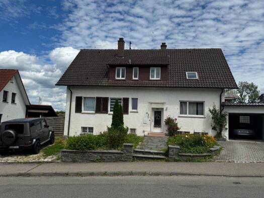 Wohnung zur Miete Wohnen auf Zeit 1.760 € 240 m² frei ab sofort Im Schönsteinle 0 Zimmern Zimmern ob Rottweil 78658