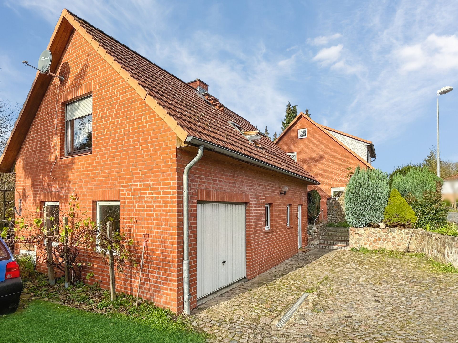 Einfamilienhaus zum Kauf 299.000 € 5 Zimmer 145 m²<br/>Wohnfläche 1.427 m²<br/>Grundstück Kirchweyhe Uelzen 29525