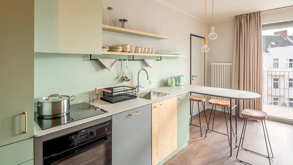 Studio zur Miete 1.715 € 3 Zimmer 67 m² frei ab sofort Braunschweiger Straße Neukölln Berlin 12055