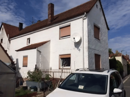 Einfamilienhaus zum Kauf provisionsfrei 3,5 Zimmer 100 m² 180 m² Grundstück frei ab sofort Hintere Gasse 5 Büchenbach Erlangen 91056