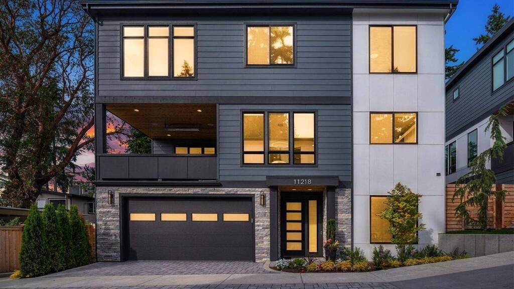 Einfamilienhaus zum Kauf 2.207.429 € 6 Zimmer 366 m² 334 m² Grundstück 11218 67th Street Kirkland 98033