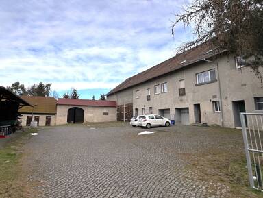 Reihenmittelhaus zum Kauf 550.000 € 643,1 m² 6.727 m² Grundstück Lenz Priestewitz 01561