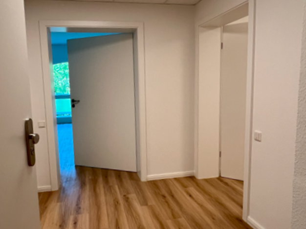 Wohnung zur Miete 781 € 2 Zimmer 66,6 m² Dachgeschoss, 2. Geschoss frei ab sofort Bad Pyrmont 31812