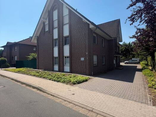 Wohnung zur Miete 750 € 3 Zimmer 76,3 m² 1. Geschoss frei ab 01.10.2026 Heinrich-Luebke-Straße 5 Vechta 49377