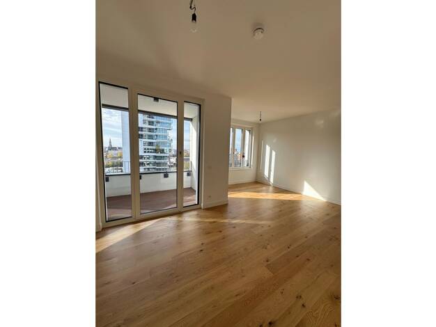 Wohnung zur Miete 1.768 € 2 Zimmer 66 m² Geschoss 6/7 frei ab sofort Mühlenstraße 32 Friedrichshain Berlin 10243