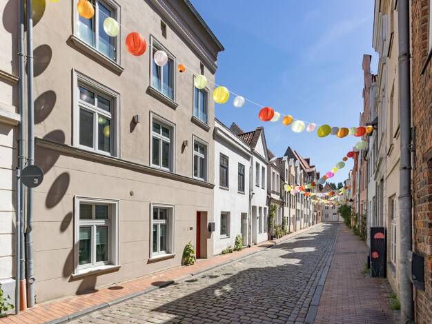 Einfamilienhaus zum Kauf 850.000 € 5 Zimmer 142 m² 48 m² Grundstück Innenstadt Innenstadt 23552