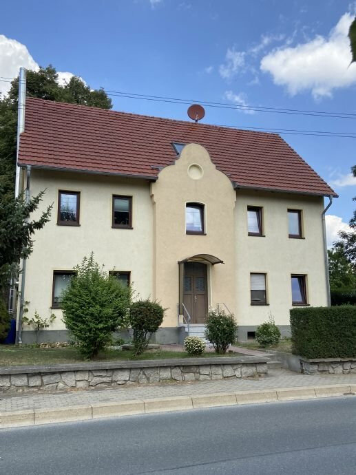 Mehrfamilienhaus zum Kauf als Kapitalanlage geeignet 335.000 € 10 Zimmer 281 m²<br/>Wohnfläche 1.363 m²<br/>Grundstück Holtendorfer Strasse 24 Girbigsdorf Schöpstal 02829