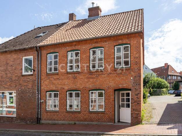 Bürogebäude zur Miete 1.200 € 3 Zimmer 103 m² Bürofläche Lütjenburg 24321