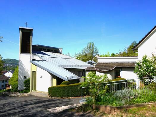 Haus zum Kauf 350.000 € 13 Zimmer 128,4 m² 1.666 m² Grundstück Lispenhausen Rotenburg an der Fulda 36199