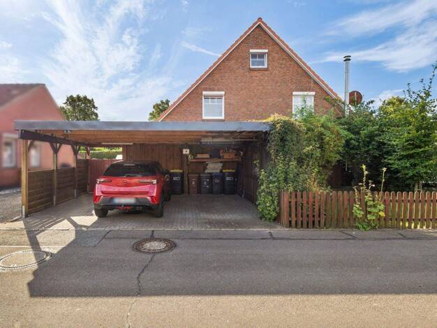 Doppelhaushälfte zum Kauf 275.000 € 4 Zimmer 82,9 m² 235 m² Grundstück Rendsburg 24768