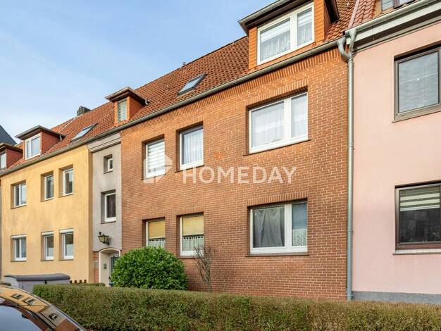 Reihenmittelhaus zum Kauf 199.000 € 7 Zimmer 185 m² 326,7 m² Grundstück Lehe Lehe 27576