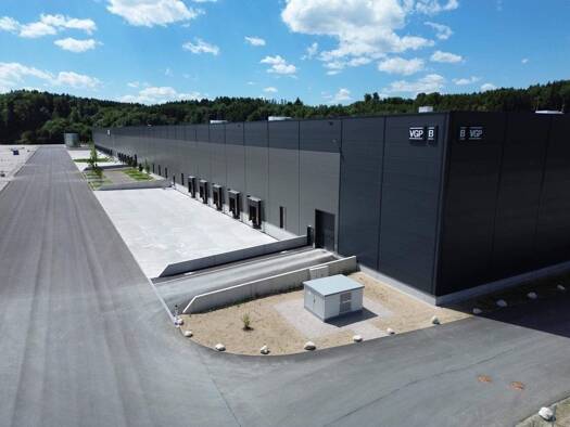 Produktionshalle zur Miete - Erstbezug 2.350 m² Lagerfläche Gmunden 4810