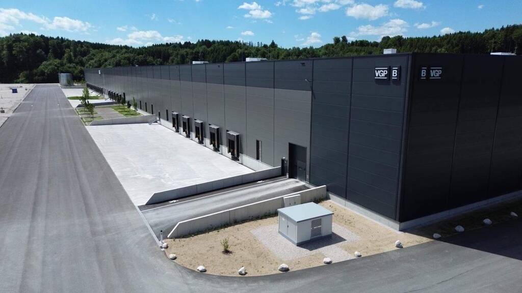 Produktionshalle zur Miete - Erstbezug 2.350 m² Lagerfläche Gmunden 4810