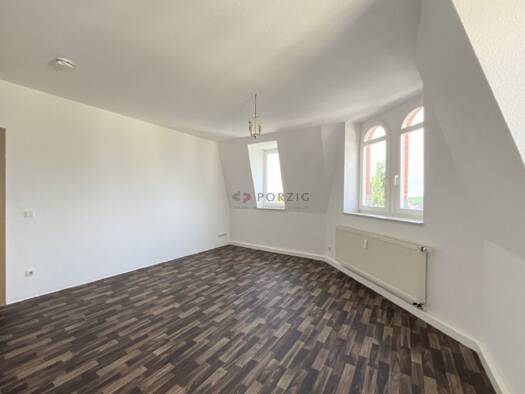 Wohnung zur Miete 499 € 4 Zimmer 90,4 m² 4. Geschoss Südstraße 8 b Limbach-Oberfrohna Limbach-Oberfrohna 09212