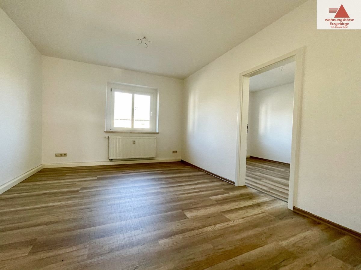 Wohnung zur Miete 200 € 2 Zimmer 47,8 m²<br/>Wohnfläche 1.<br/>Geschoss Neuhausener Str. 1 Deutscheinsiedel Deutscheinsiedel 09548