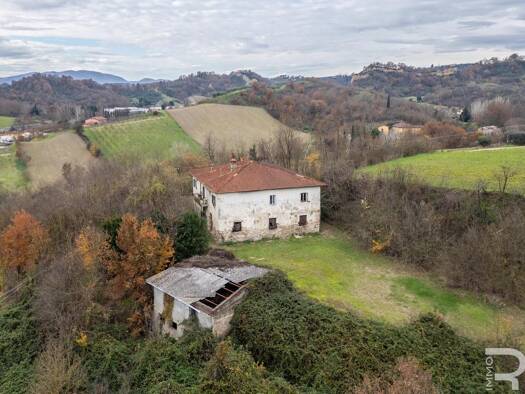 Haus zum Kauf 359.000 € 6 Zimmer 490 m² 20.000 m² Grundstück frei ab sofort Castelfranco Piandiscò 52020