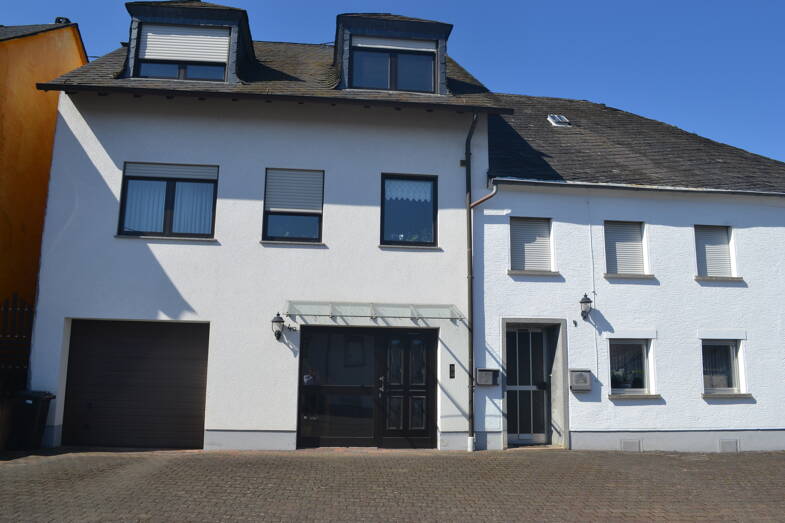 Haus zum Kauf 485.000 € 300 m² 1.300 m² Grundstück Markenweg 4 Osburg 54317