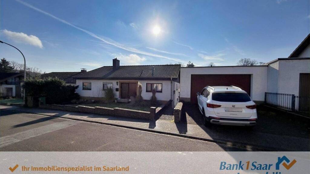 Großzügiger Bungalow mit Einliegerwohnung in Saarbrücken-Gersweiler