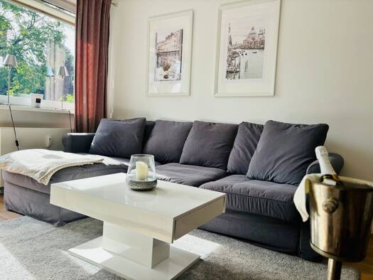 Wohnung zur Miete 1.500 € 2 Zimmer 50 m² Geschoss 1/1 frei ab 01.05.2026 Stellingen Hamburg 22527