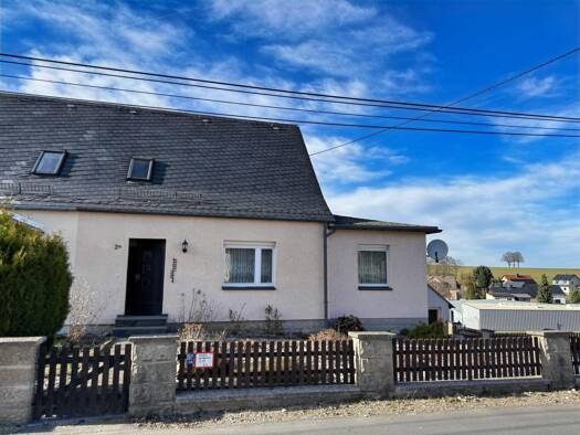 Doppelhaushälfte zum Kauf 145.000 € 3 Zimmer 90 m² 824 m² Grundstück frei ab sofort Pleißa Limbach-Oberfrohna 09212