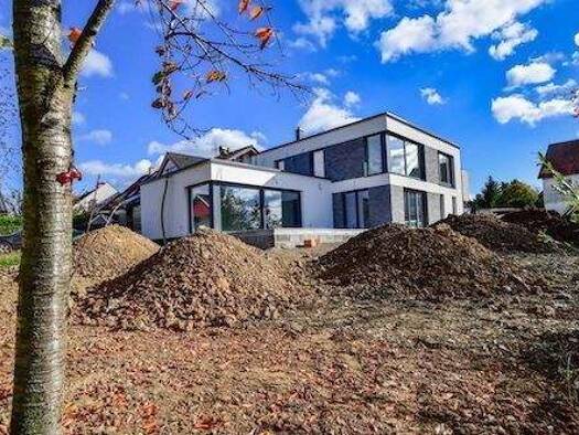 Einfamilienhaus zum Kauf - Erstbezug 1.395.000 € 6 Zimmer 250 m² 1.000 m² Grundstück Prag 140 00