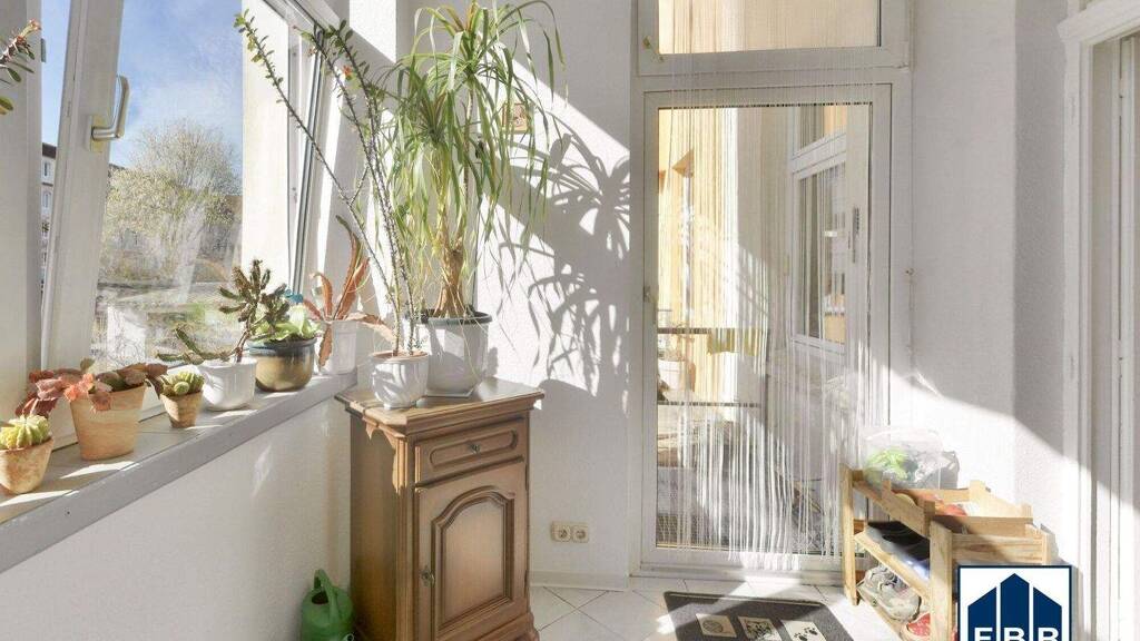 Wohnung zum Kauf 235.000 € 4 Zimmer 121,6 m² EG Weststadt Schwerin 19059