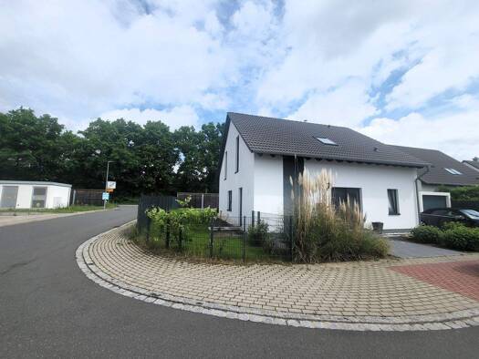 Haus zum Kauf 649.999 € 4 Zimmer 144 m² 466 m² Grundstück Am Wetterbaum 1 Rollhofen Neunkirchen am Sand 91233