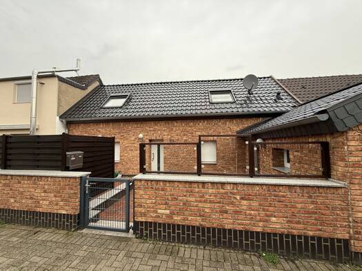 Reihenhaus zur Miete 1.100 € 3 Zimmer 78 m² 128 m² Grundstück frei ab sofort Strohflechterstr. 37 Worringen Köln 50769