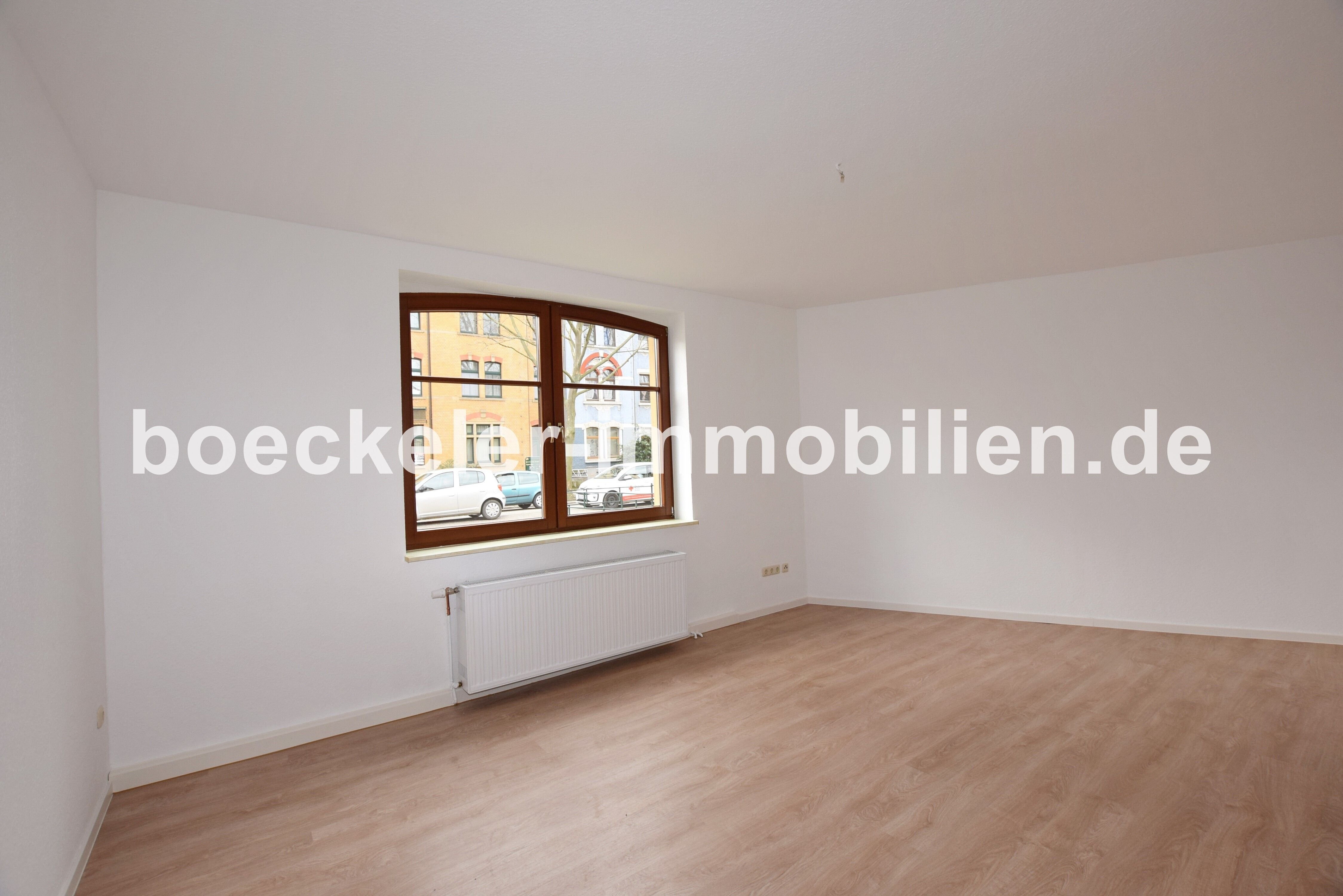 Wohnung zur Miete 370 € 2 Zimmer 65 m²<br/>Wohnfläche ab sofort<br/>Verfügbarkeit Naumburg Naumburg 06618