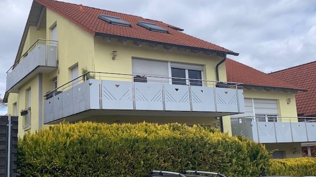 Wohnung zur Miete 990 € 3 Zimmer 83 m² 1. Geschoss frei ab 01.03.2026 Innerer Hunnenbrunnen 10 Güntersleben 97261