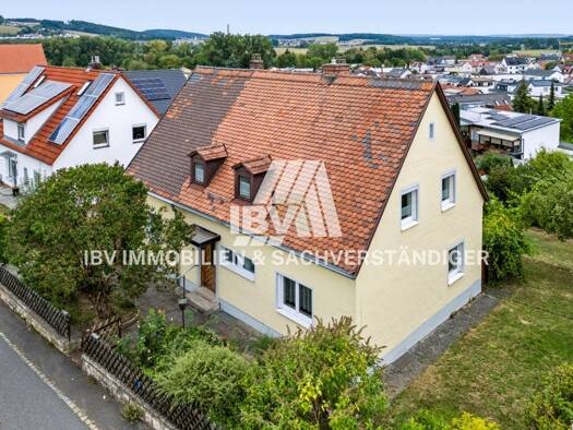 Einfamilienhaus zum Kauf 279.000 € 8 Zimmer 130 m² 712 m² Grundstück Amberg Amberg 92224