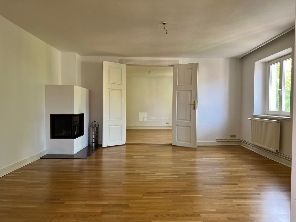 Wohnung zur Miete 1.400 € 5 Zimmer 123,8 m²<br/>Wohnfläche 2.<br/>Geschoss 01.02.2025<br/>Verfügbarkeit Schelfstadt Schwerin 19055