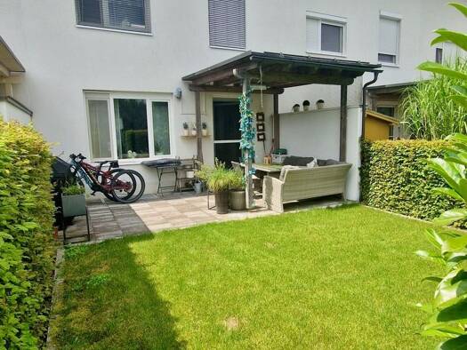 Reihenmittelhaus zum Kauf 346.000 € 110 m² 100 m² Grundstück Vöcklabruck 4840