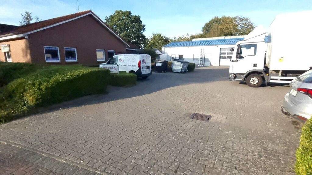 Haus zum Kauf 695.000 € 1.800 m² Grundstück Höhndorf 24217