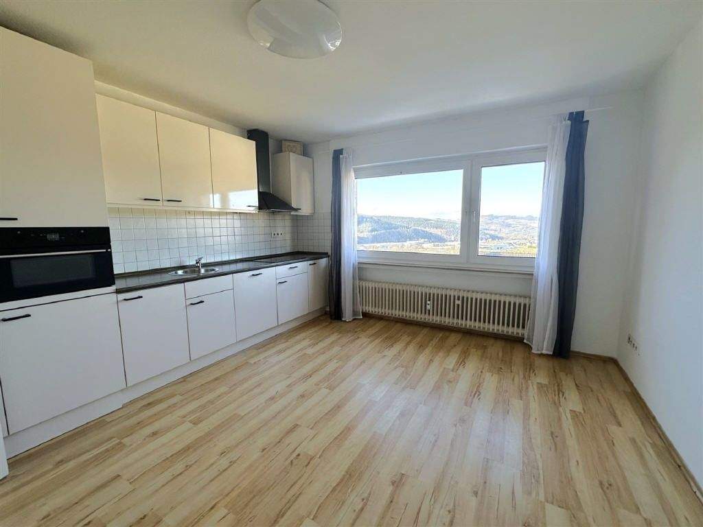 Immobilie in Sundern - / 3-Zimmer-Wohnung mit wohnlich ausgebautem Dachgeschoss in Sundern! - Bild 1